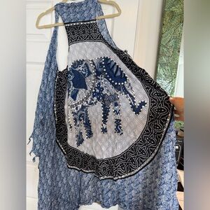 Elephant Cover-up / vest